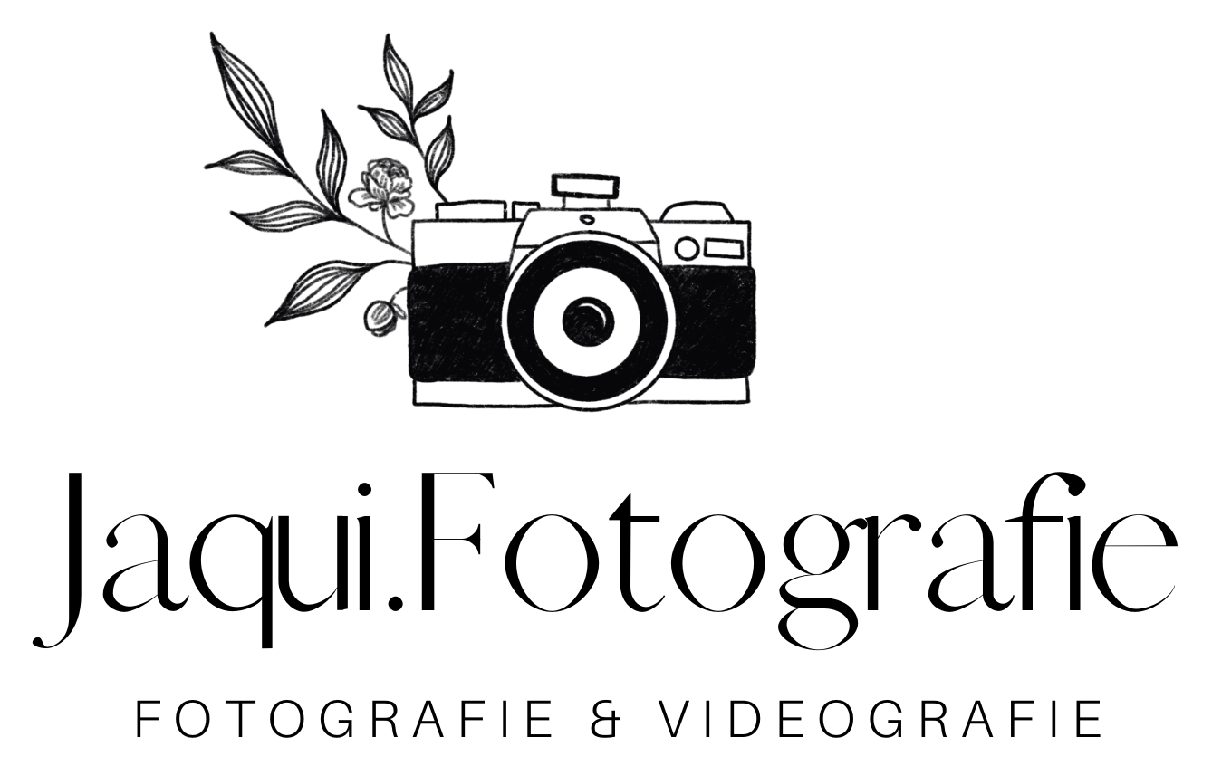 Logo von der Hochzeitsfotografin Berlin Jaqui.Fotografie